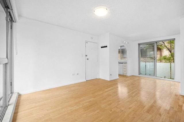 4/10 Queens Parade, NSW 2106