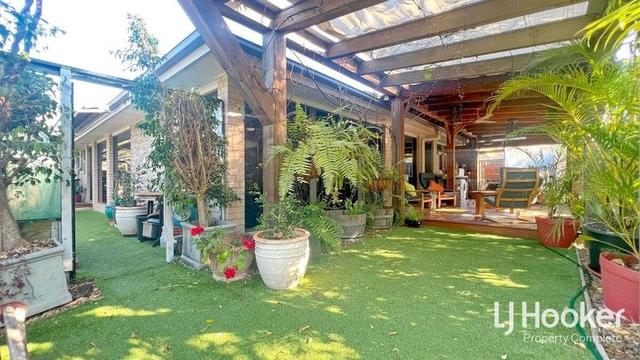 18 Winterpeak Close, QLD 4207