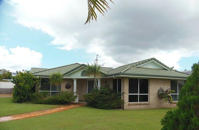 2 Acacia Cres, QLD 4580