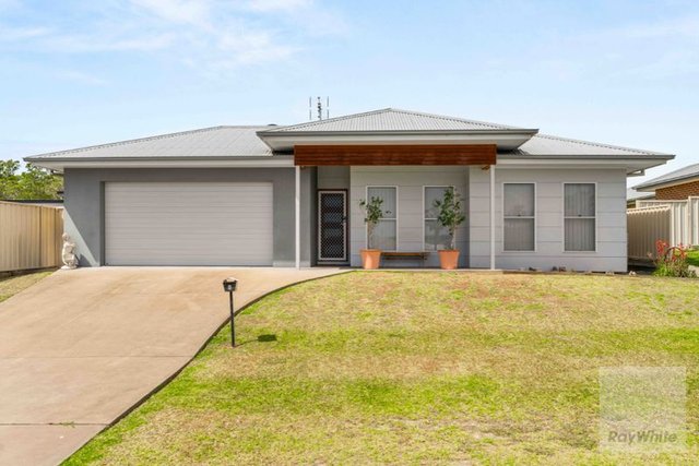 8 Alata Crescent, NSW 2541