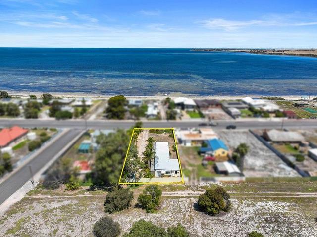 69 Beach Road, SA 5583