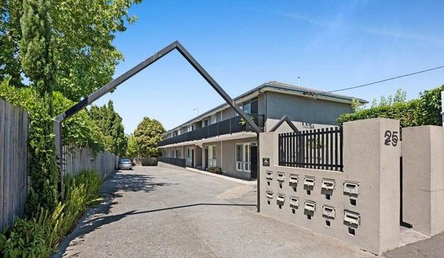 8/25 The Avenue, VIC 3145
