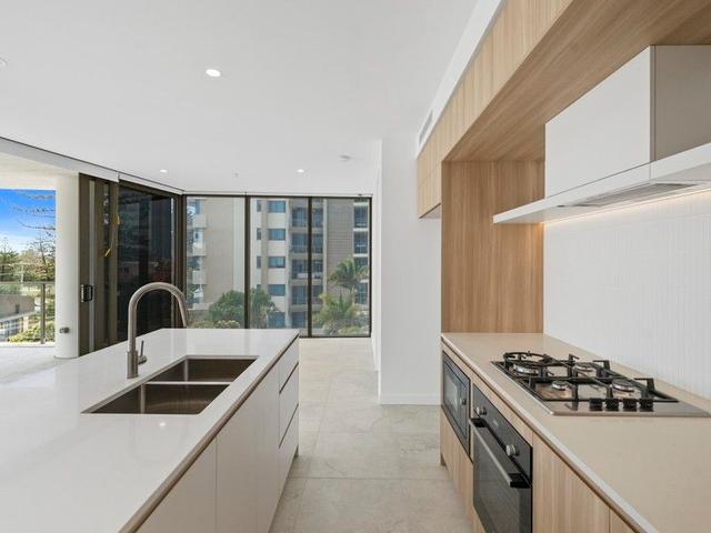 302/15 Peerless Avenue, QLD 4218