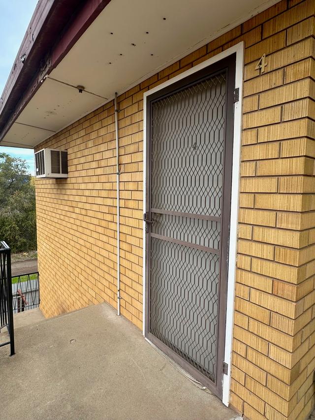 4/236 Wakaden Street, NSW 2680