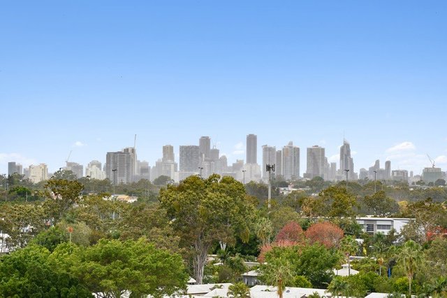 5707/5 Harbour Side Court, QLD 4216