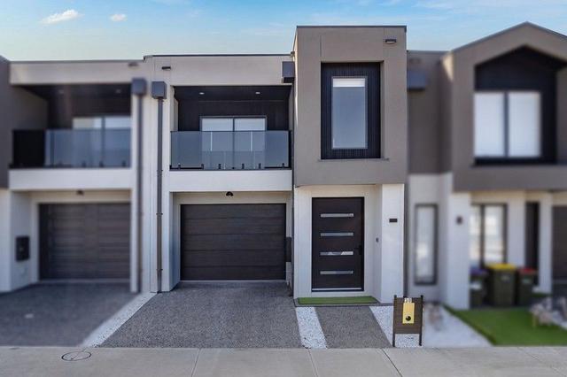 30 Nubeena Crescent, VIC 3064