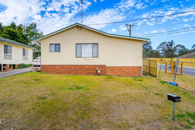 215 Mathieson Street, NSW 2325