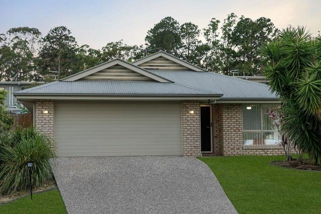 19 Tenielle Street, QLD 4124