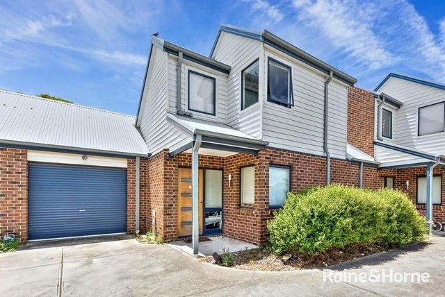 2/12 Emily Street, VIC 3021