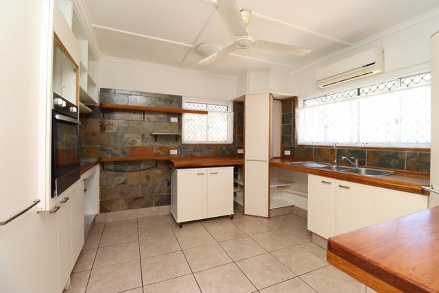 12 Mullan St, QLD 4825