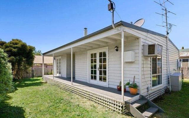 16 Collier Street, VIC 3442