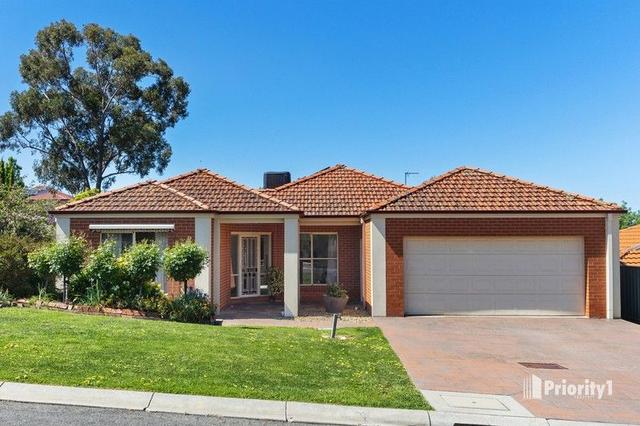 12 Alpina  Place, VIC 3555