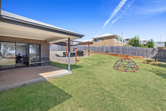 3 McClung Drive, NSW 2582