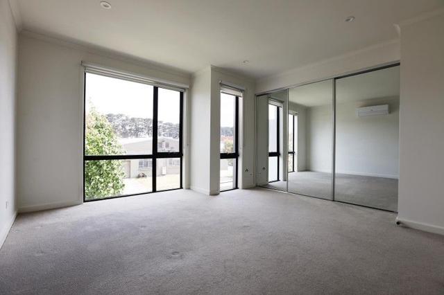 57 Charlton Avenue, VIC 3192