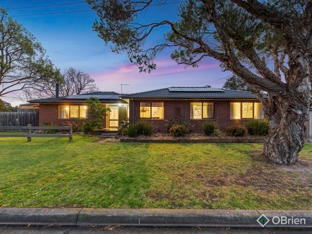 17 Carnarvon Street, VIC 3984