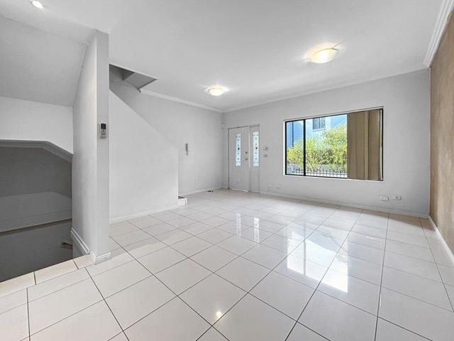 11/1-5 Mason Street, NSW 2151