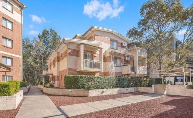 9/2 Wentworth Avenue, NSW 2146