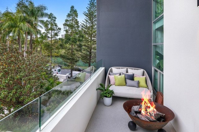 302/11-13 Hill Parade, QLD 4217