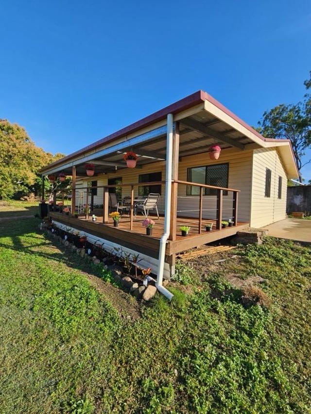 401 Midge Point Rd, QLD 4799