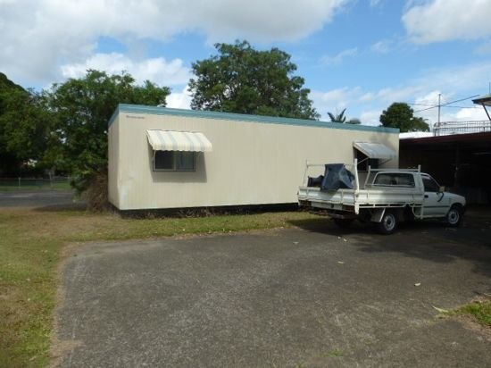 2/26-28 Munro Street, QLD 4861