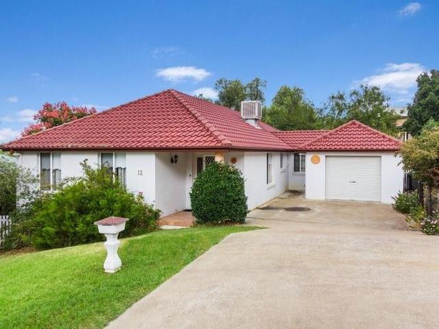 12 Bradley Place, NSW 2340