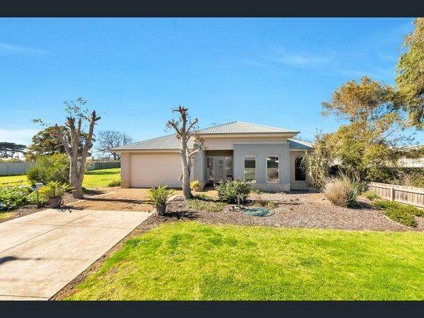 5 St Leonards Parade, VIC 3223