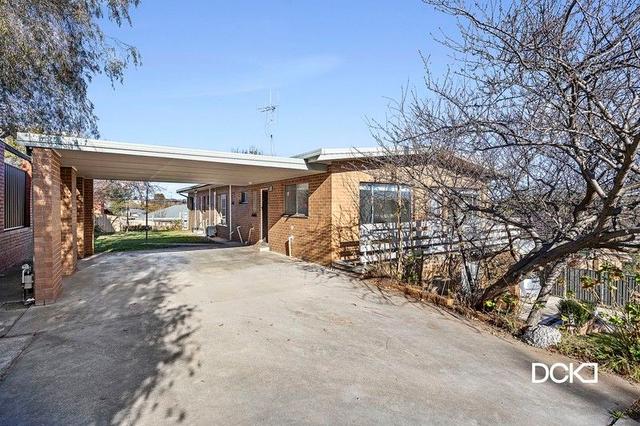 2/24 Bank  Street, VIC 3555