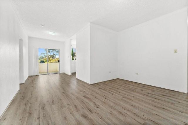4/32 Guinea Street, NSW 2217