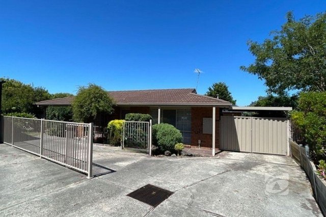 2/57 Amber Crescent, VIC 3805