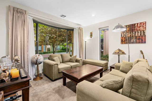 20/18 Negus Crescent, ACT 2602