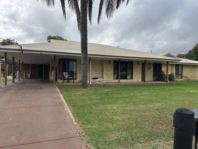 37 William Street, WA 6056