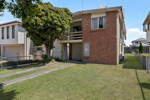 12 Kia Ora Street, QLD 4014