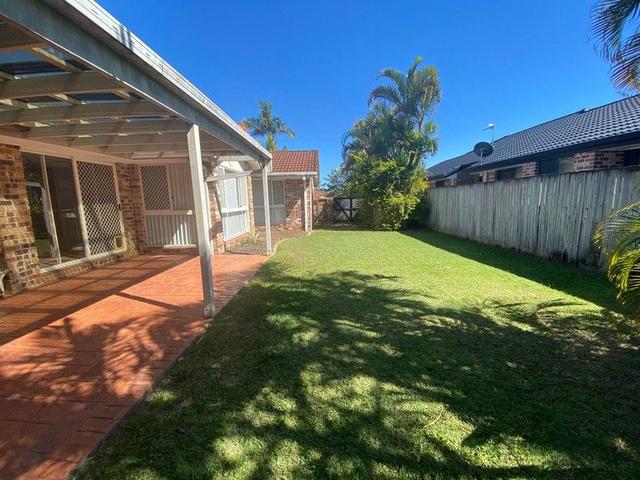 73 Dipper Drive, QLD 4220