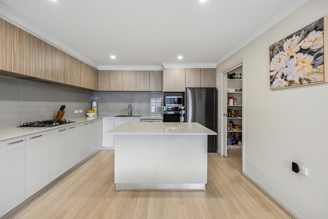 36 Bon Scott Crescent, ACT 2914