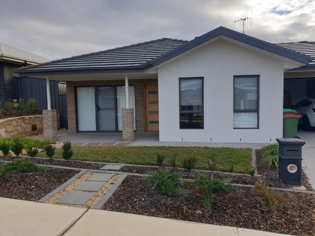 5 Feagan Street, NSW 2620