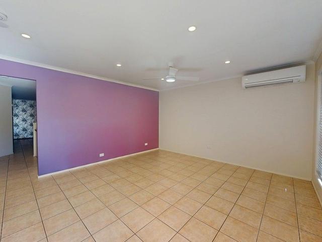 64 Barossa Street, QLD 4114