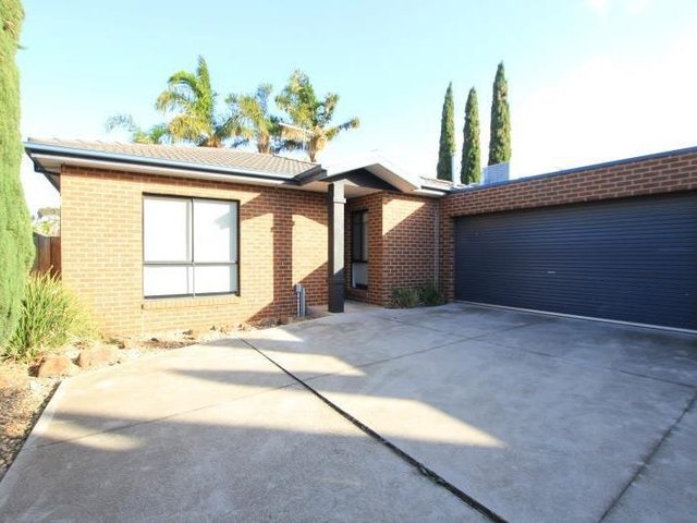 3/34 Civic Parade, VIC 3018