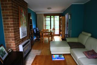 Lounge (2011-11-30)