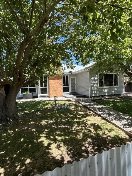 444 Henry Street, NSW 2710