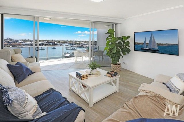 404/11 Nicklin  Way, QLD 4575