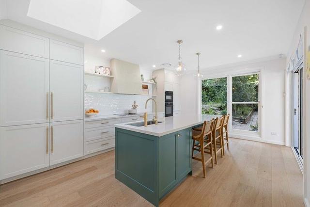 8 Rhonda Close, NSW 2076