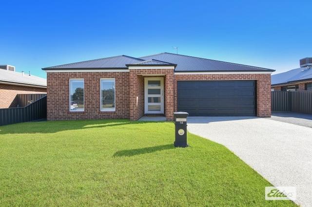 14 Marie Court, NSW 2643