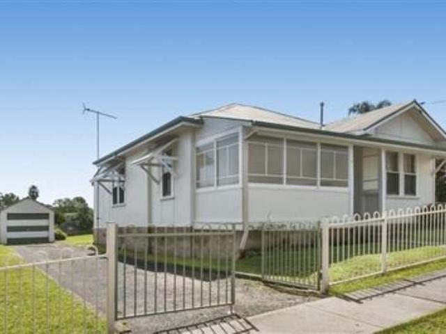 15 Barsden Street, NSW 2570