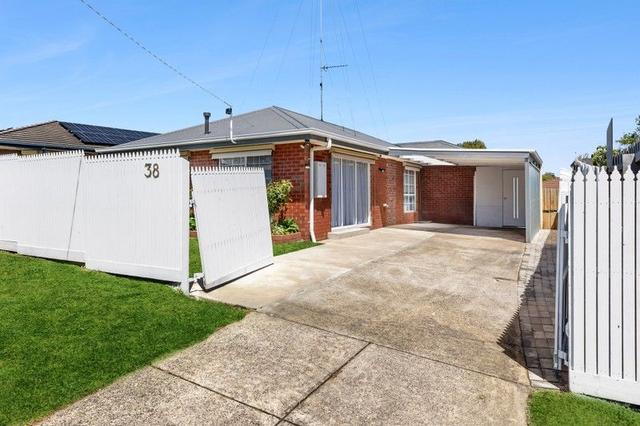 38 Gumbowie Avenue, VIC 3222
