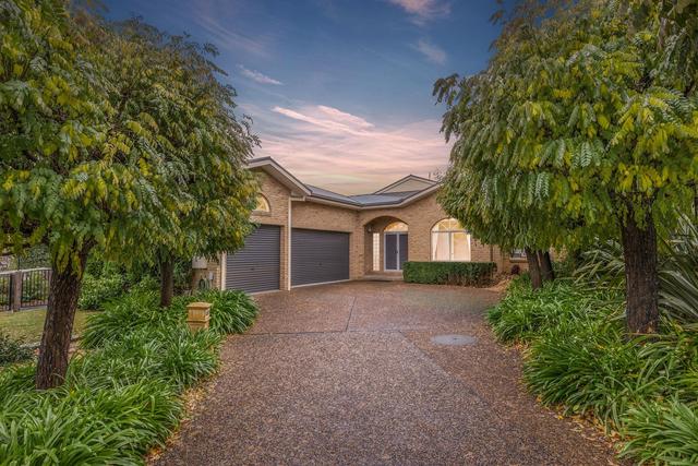 11 Hudson Place, NSW 2619