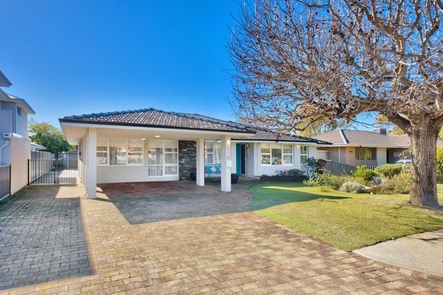 14 Crystal Brook Street, WA 6059