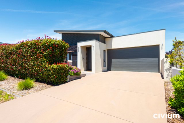 13 Hooton Street, ACT 2914