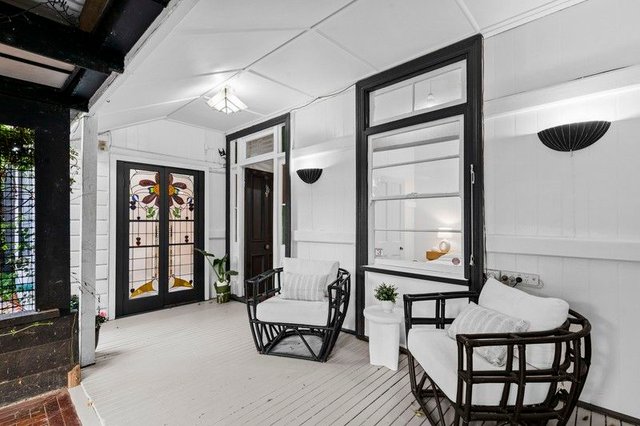 87 Riverton Street, QLD 4011