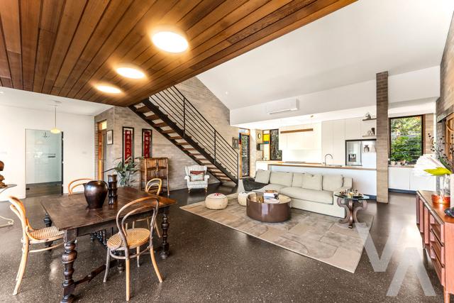20 Hillview Crescent, NSW 2300