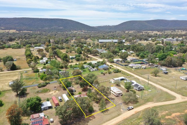 27 Crescent Street, NSW 2807